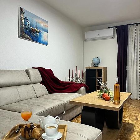 דירות Bosanska Dubica Stan Na Dan Kozarska Dubica מראה חיצוני תמונה